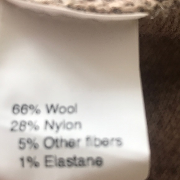 NWOT Chiaramenta Sweater with Leopard collar - Picture 8 of 8